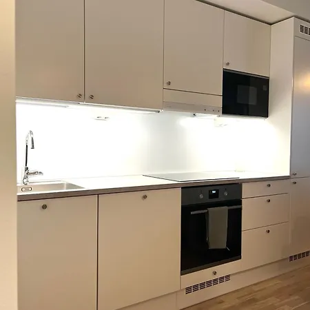 Airport 2br Brand New Penthouse Fully Equipped * Vantaa